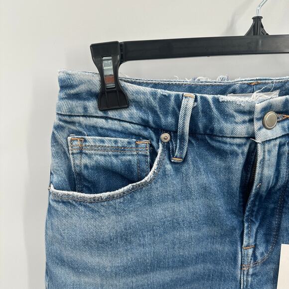 GOOD AMERICAN NWT 90's Icon Bermuda Denim Jean Raw Hem Short in Indigo073 // 2 - Picture 4 of 10